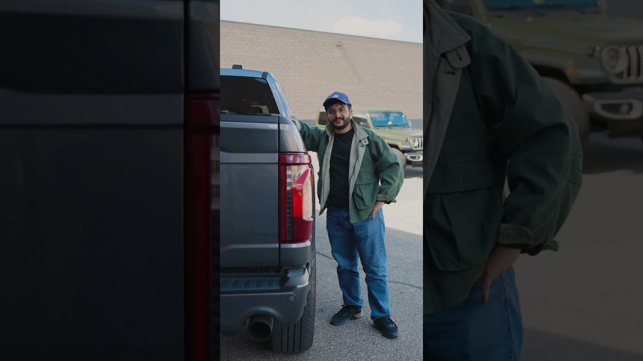 Does the AL4 block your rear view?