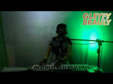 Gleyfy Brauly - cover "TOTO - I'll be over you".