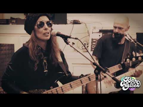 Ida Nielsen -"Fake the Funk/Positivity"