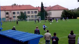 preview picture of video 'FC Budišov-Nárameč versus FC Čáslavice-Sádek A: reportáž ze zápasu'
