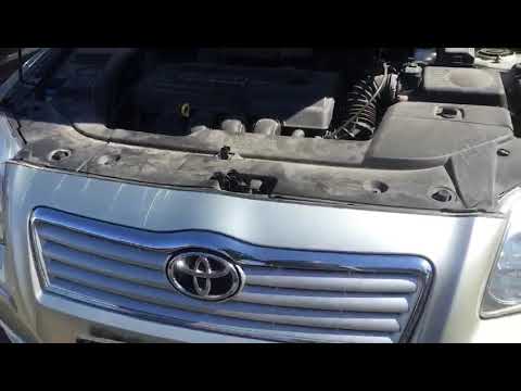 TOYOTA AVENSIS 2004 for parts, 11BY-497