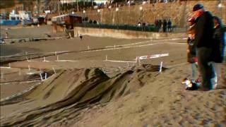 preview picture of video 'Beach motocross Levanto  - gennaio 2011'