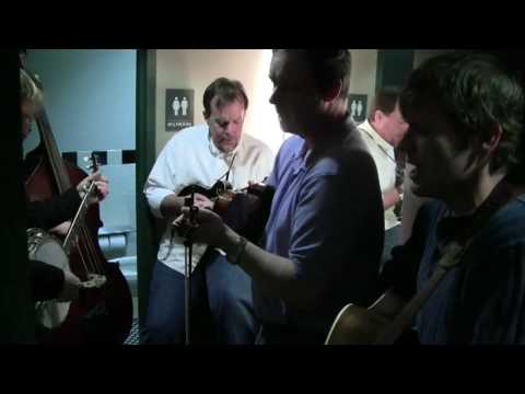 The Boxcars feat. Adam Steffey - Went Back to My Old Home Today - Backstage: Tennessee Shines