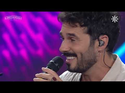Antoñito Molino canta 'Suéltate el pelo' junto a su madre en 'Somos Música'