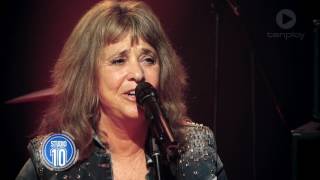 Suzi Quatro Performs 'If Only'