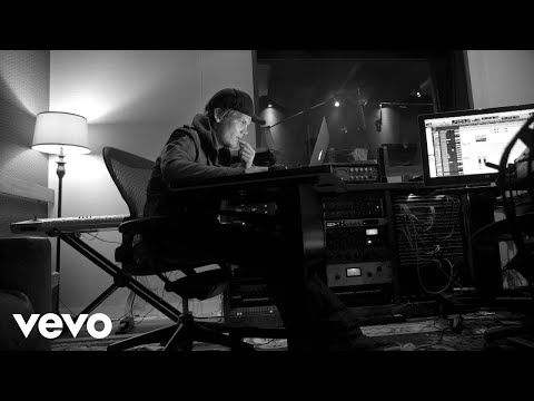 Avicii - The Story Behind "SOS" ft. Aloe Blacc