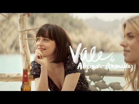 "Vale" con Dakota Johnson y Quim Gutiérrez, dirigida por Alejandro Amenábar. Estrella Damm 2015