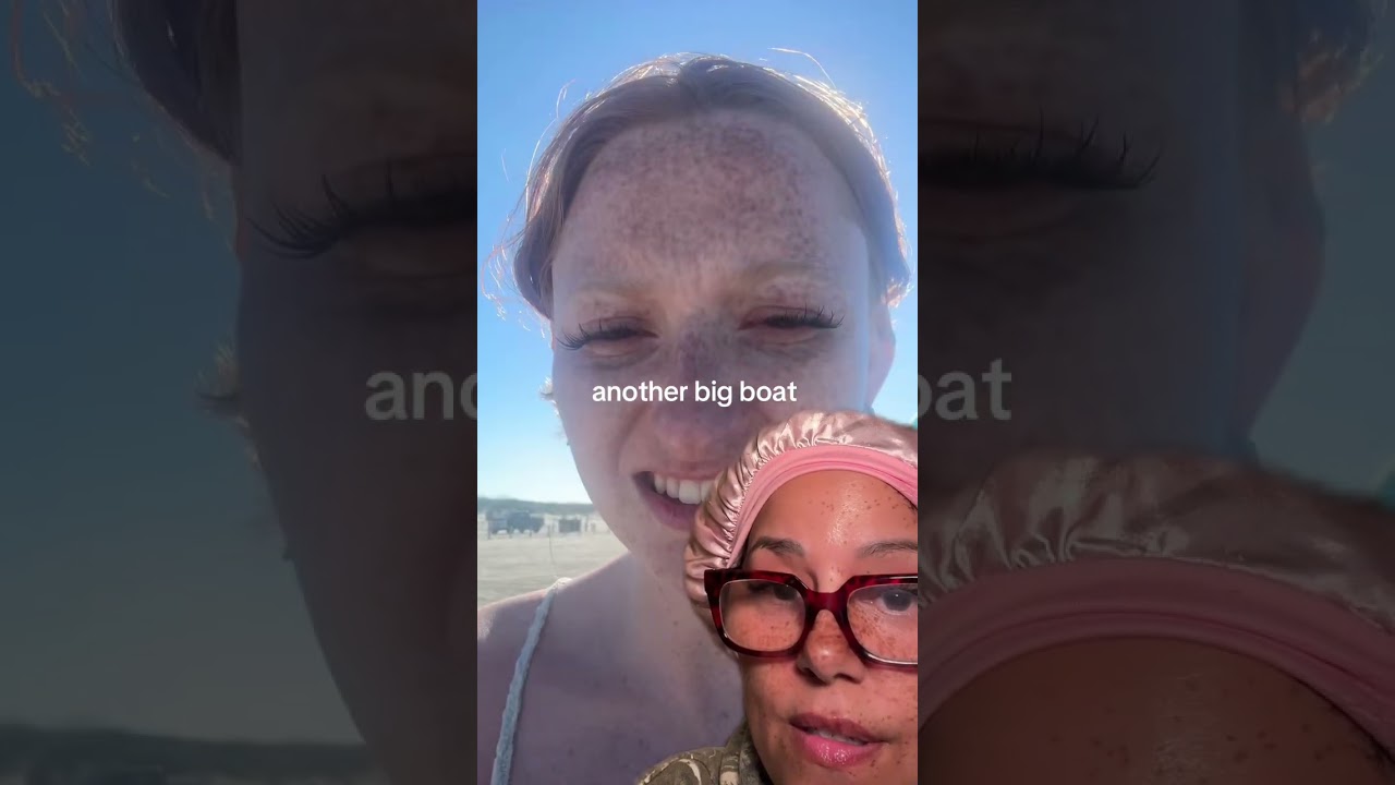 This Boat Is About to Hit Something It Shouldn’t 😳🌊