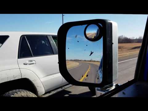 4Runner vs FJ Cruiser Race. V8 vs V6