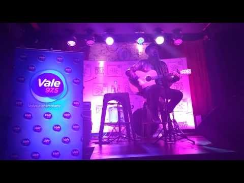 Santiago cruz - Pies de duende Frágil