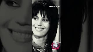 Joan Jett Love Hurts | Beauty Nostalgia | Retro Space