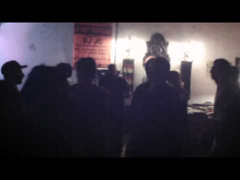 Rootikal Warriah plays king alpha part2 @ Dubbin'Lyon