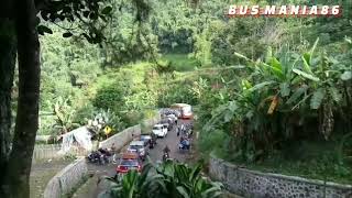 Download lagu Wau keren!!.Skill Driver Bus Kramat Jati di jalan tikungan tajam dan sempit saat menanjak mp3
