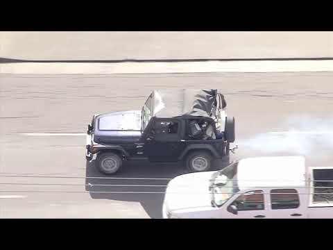 11/29/17: Jeep Pursuit Suspects Run On Foot - Director's cut