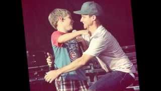 Brian Littrell - You Keep Givin&#39; Me