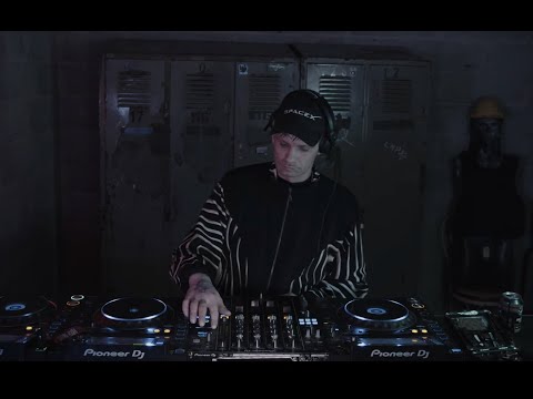 Raveman | Techno DJ Set | January 2026 | Sauna Locker Room