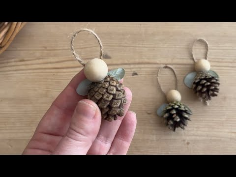 Easy Pinecone Fairies or Angels (@craftfairies)