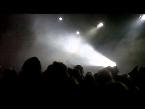 FKA Twigs - Water me (Live Way Out West 2015)