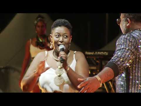 Elijah & Linzy Bacbotte @ Vybrasyon Cote D'or  (26.12.2020)