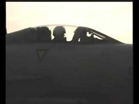 Najam Shiraz ~ Hawa Ka Sipahi Hoon (Air Force Song)