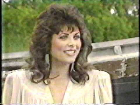 Tweedle-lee-dee - Sherisse Laurence.mpg