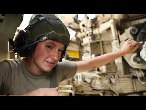 Fire an M109 A6 Paladin in the National Guard