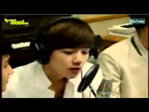 [Live] 120507 EXO-K (DO   Chanyeol  Baek Hyun) - Singing (Rapping) Cut @ Sukira Kiss The Radio FM