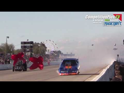 BAKERSFIELD MARCH MEET 2019 - JIM MARONEY EXPLODES HIS FUNNY CAR