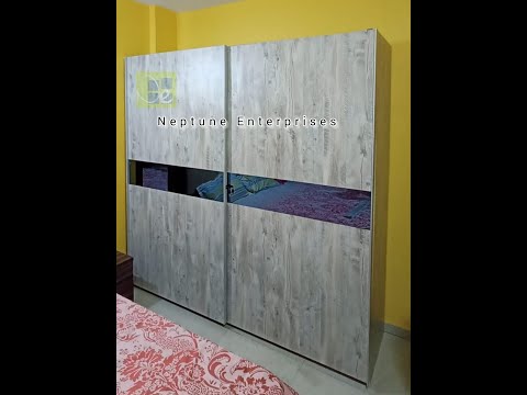 Wooden Fancy Wardrobe