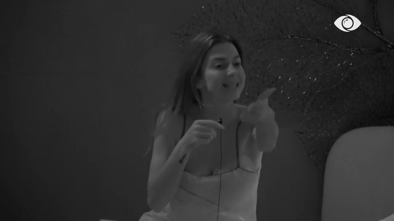 “Dy ditë pasi iku Jozi, ti me të brendshme…”/ Egli flet me Loredanën: Kërceje te festa