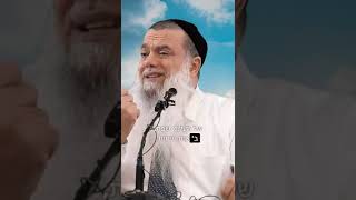 על העלון החדש שלנו שמעתם? (הרב יגאל כהן) - התמונה מוצגת ישירות מתוך אתר האינטרנט יוטיוב. זכויות היוצרים בתמונה שייכות ליוצרה. קישור קרדיט למקור התוכן נמצא בתוך דף הסרטון