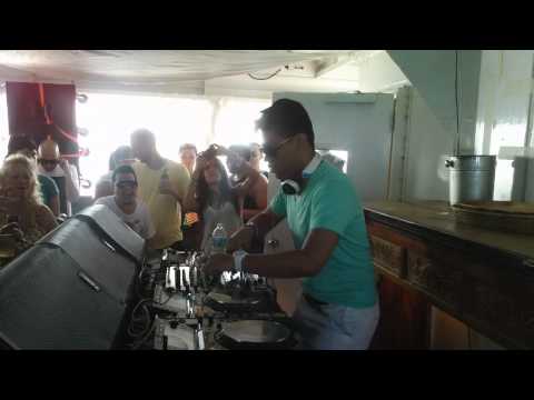 2013-03-23 KhoMha @ Yacht Party 01 (Miami Music Week 2013)