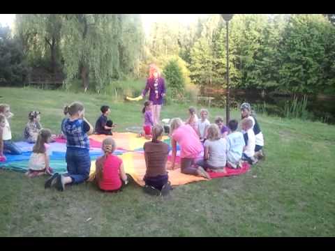 Parasol II - Druzyna klauna w Starych Budkowicach