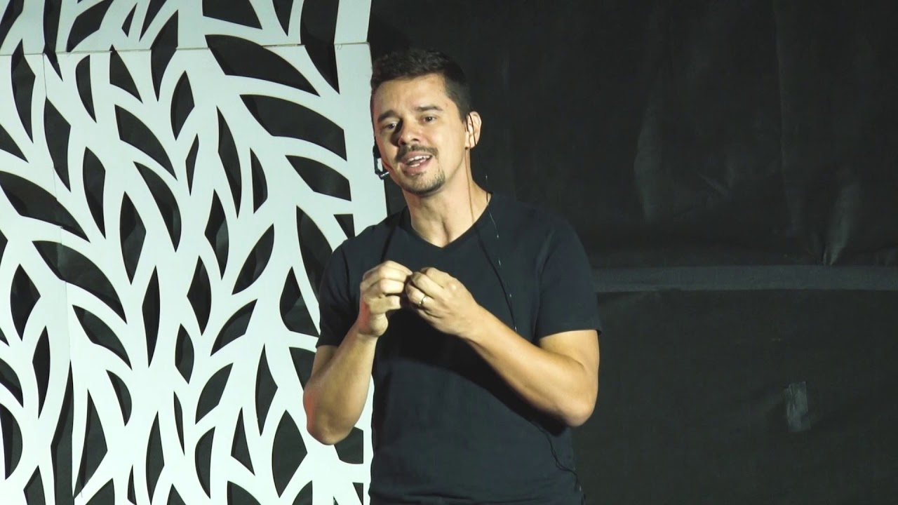 Riscos e benefícios da inteligencia artificial  | Marco Aurélio | TEDxCentroUniversitárioNewtonPaiva