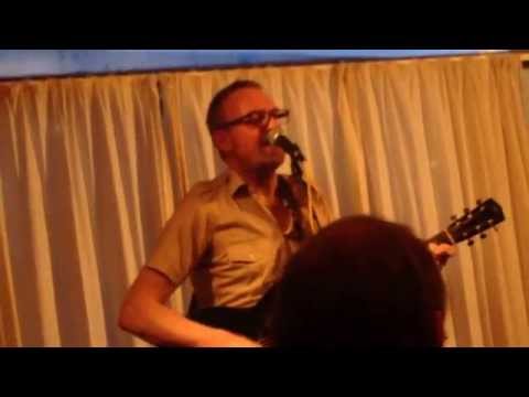 Boo Hewerdine Snowglobe live 2014