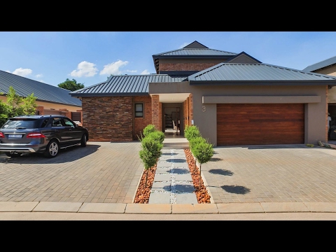 4 Bedroom House for sale in Gauteng | East Rand | Alberton | Randhart | 3 Farmhouse Vil |