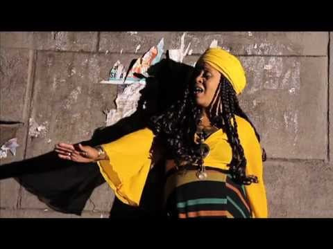 Monika Njava - Reolo (The People)