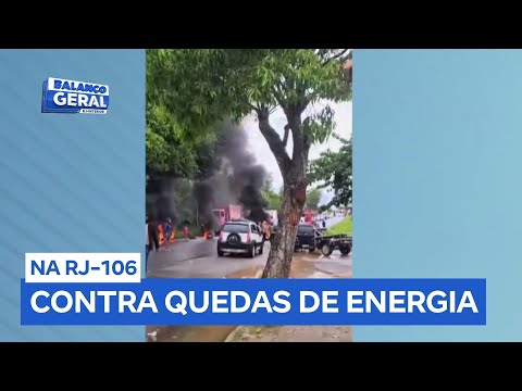 Moradores de São Pedro da Aldeia (RJ) fazem protesto por conta de frequentes quedas de energia