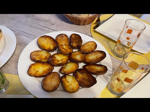 Pečeni krompir sa korom u rerni.