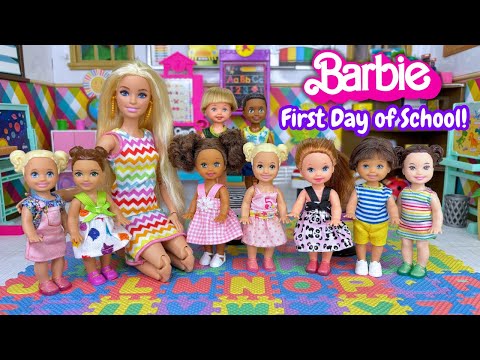 Barbie Doll Toddlers Meet New Teacher on First Day of School