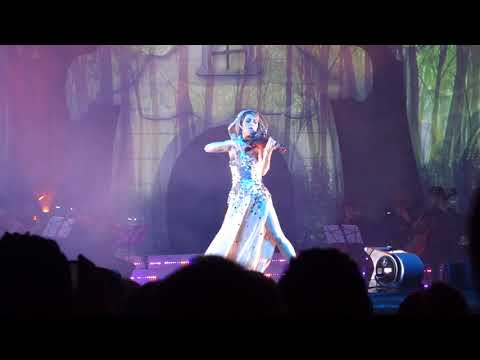 Lindsey Stirling - City National Civic - San Jose 12 20 17 What Child Is This