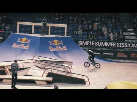 Simple Session 17 - Felix Prangenberg - BMX Street
