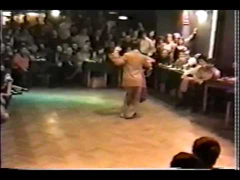  Javier Rodriguez  and  Geraldine Rojas  are  dancing  to  the  tango  "  Para Dos  "