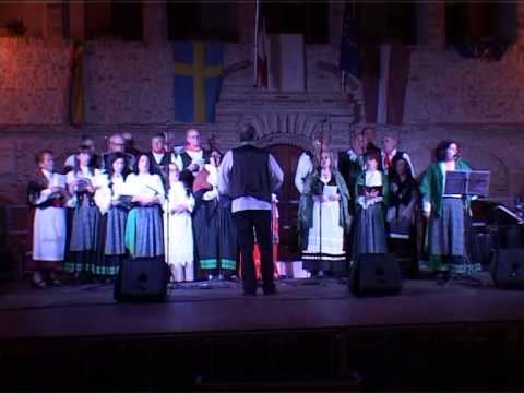 Coro Folkloristico Cesare De Titta di Perano All'orte solista Monica