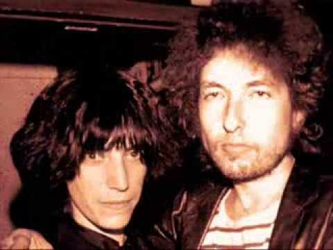 Patti Smith ''Changing Of The Guards''