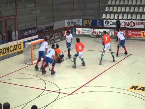 HockeyGlobal.net___Gol tras rechace.Directa. Virgen de Europa-CDUrdaneta.Cto.EspañaJúnior.2011