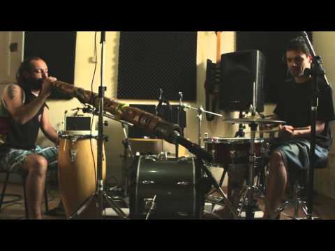 Prática de bateria e Percussão