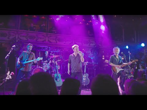 Mishima "Roses" (versió de "Flowers" de Miley Cyrus)