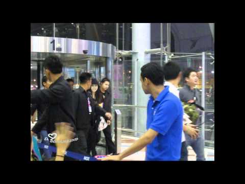 [Fancam] 120407 IU  at Suvarnabhumi airport.mpg