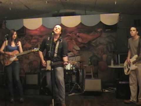 Eric Hisaw: Can't Seem To Make You Mine @ The Carousel Lounge